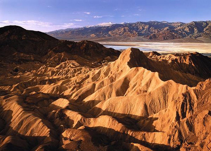 Những địa danh nơi đây cũng “chết chóc” không kém, với những Cổng Địa Ngục, Sân golf của Quỷ, Đèo Người Chết, Hẻm Đói…