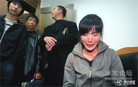 Quách Bình, Á quân Marathon ở Chiba (Nhật Bản). Năm 2006, cô cùng 2 nữ vận động viên khác đã đệ đơn ra tòa tố cáo việc bị ăn chặn tiền thưởng và tiền lương. 