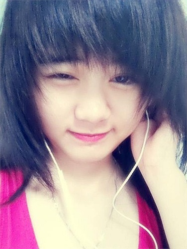 Chia sẻ về sở thích cá nhân, Bảo Trân cho biết mình rất thích viết Văn và đi chơi cùng bạn bè. 