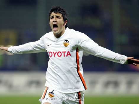  Ở Barca, Villa chỉ làm nền cho Messi tỏa sáng.