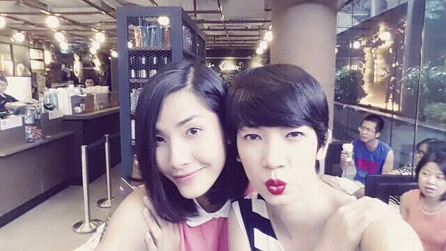 Hoàng Thùy hội ngộ người thầy Xuân Lan.