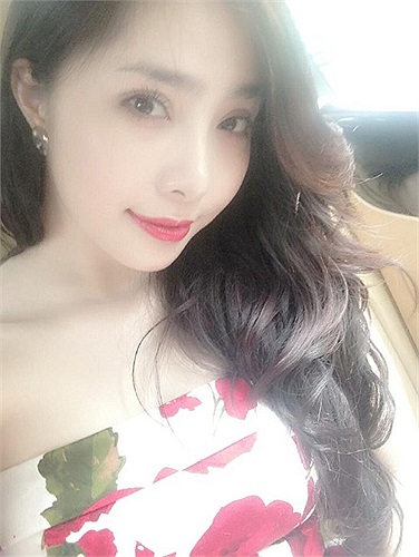 Cá sấu chúa ngày nào giờ đã sở hữu một làn da trắng trẻo không tì vết.