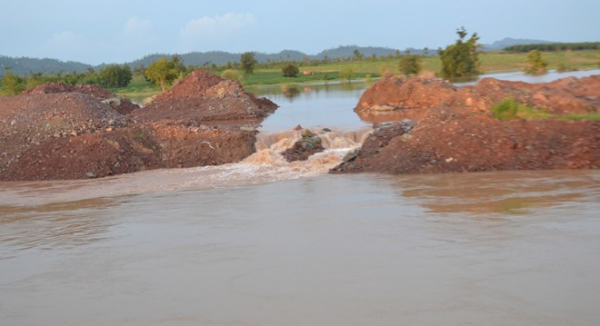 vỡ kênh thủy điện, vỡ đập, vỡ kênh dẫn thủy điện, trách nhiệm, thủy điện Sêrêpốk 4A