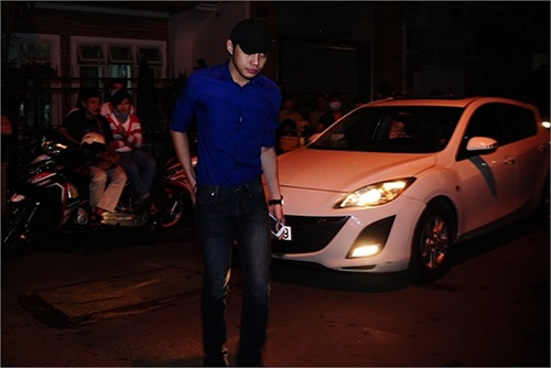 Noo Phước Thịnh, một người em thế hệ sau của Wanbi. Noo luôn dành những tình cảm kính trọng nhất với Wanbi khi hai anh em còn đi hát chung.