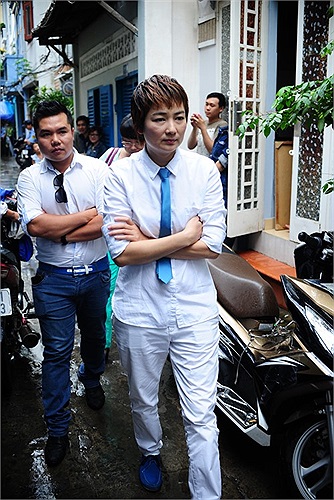 Bà bầu Thúy Vinh