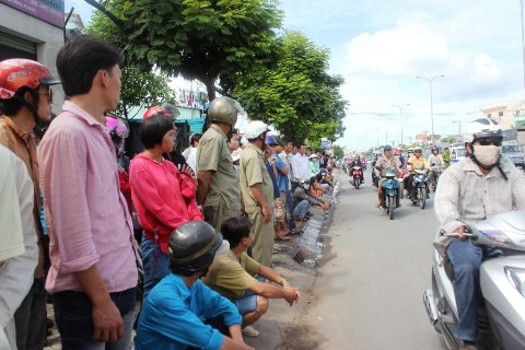 TP.HCM, tai nạn, xe máy, xe ba bánh tự chế, xe ben, va quẹt, tai nạn