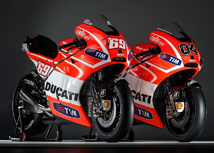 Đây là chiếc xe đua GP mới nhất của tay đua nổi tiếng Nicky Hayden và là dòng xe được chế tạo để giúp Ducati lấy lại ngôi vị vô địch thế giới. 