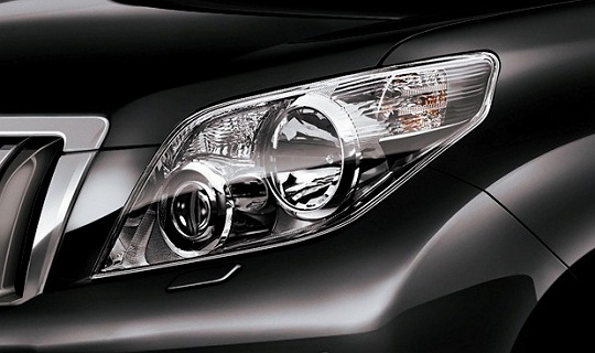 Mẫu SUV được trang bị động cơ I4 2.7L, công suất tối đa 161 mã lực tại vòng tua 5.200 vòng/phút, mô-men xoắn cực đại 246 Nm ở vòng tua máy 3.800 vòng/phút kết hợp hộp số tự động 4 cấp, cho tốc độ tối đa 165 km/h.