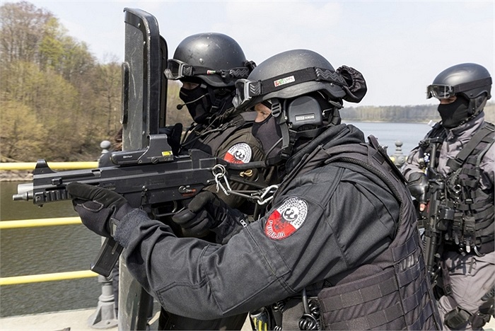 Trang thiết bị hiện đại, nhỏ gọn của các binh sĩ đặc nhiệm