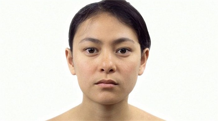 Vẻ đẹp của Danielle vẫn không có nhiều thay đổi khi phát triển thành một cô gái tuổi đôi mươi.