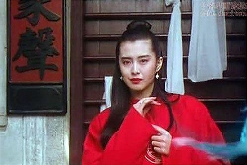 ... và cả cô gái lẳng lơ do Phan Kim Liên đầu thai. 