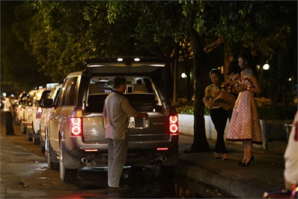 Được biết chiếc siêu xe Range Rover thuộc sở hữu của đại gia T.