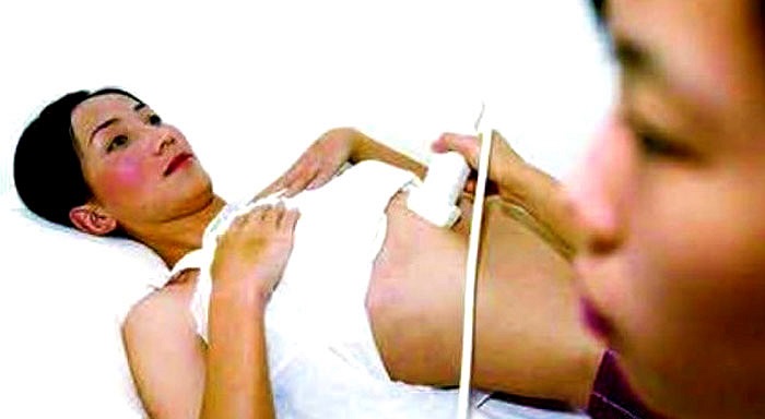 Kiểm tra tổng thể trước khi làm phẫu thuật.