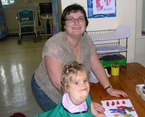 Lauren bị cấm túc khỏi mọi hoạt động vui chơi cùng bạn bè