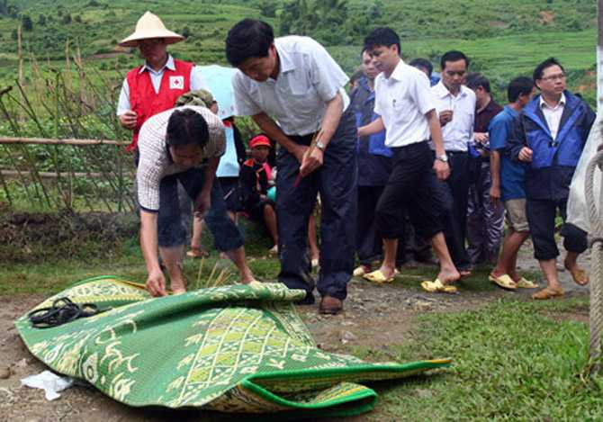 cận cảnh, lũ quét, sa pa, lào cai, thiệt mạng, bị thương, cuốn trôi, nhà cửa