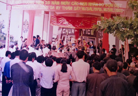 thảm sát ba chúc