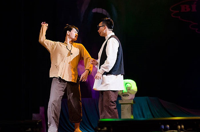 Đây là năm thứ 6 nhóm nghệ sĩ này làm chương trình dành cho thiếu nhi nhưng mỗi năm đều có những sáng tạo, mới lạ hấp dẫn trẻ em. 