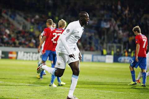 yaya toure ăn mừng