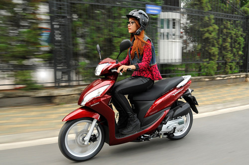 5 xe máy phun xăng điện tử dưới 30 triệu đáng chú ý