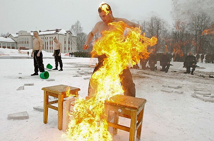 Đặc nhiệm Berlarus bốc cháy trong buổi luyện tập tại căn cứ ở Minsk