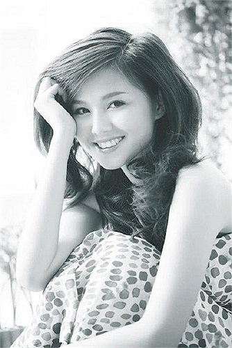 Lấn sân sang ca hát một vài năm nay, nhưng cái tên Tâm Tít chưa gây được ấn tượng với khán giả yêu nhạc.