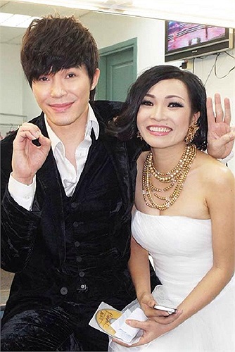 Nathan Lee cũng không chịu thua kém