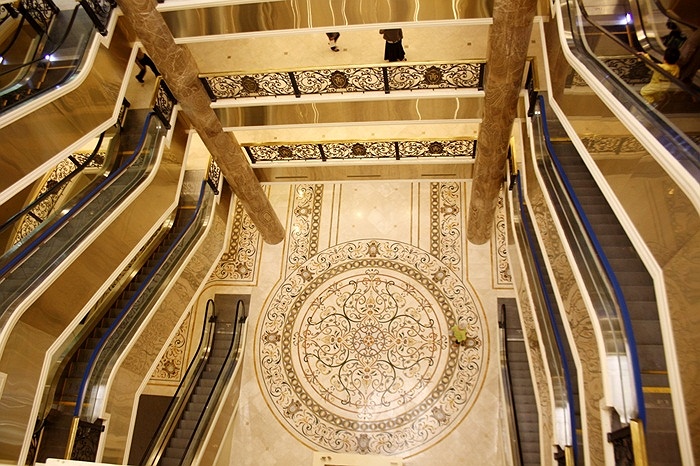  Sảnh chính Tràng Tiền Plaza nhìn từ trên cao.