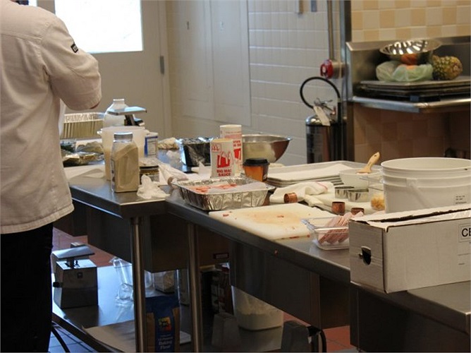 Tất cả giống như phòng nghiên cứu của các nhà khoa học 