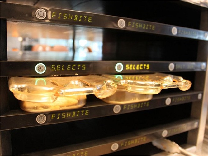 Nhà bếp là nơi kiểm tra các món như McWraps và Fish McBite