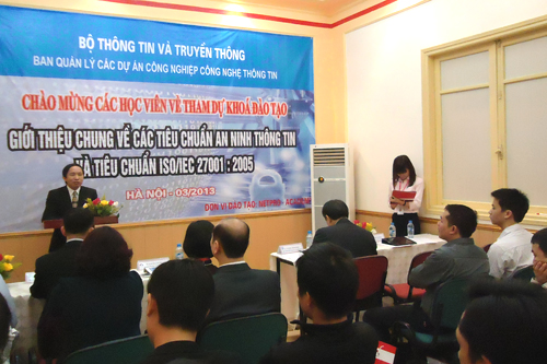 Bộ TT&TT tăng cường bồi dưỡng an ninh thông tin