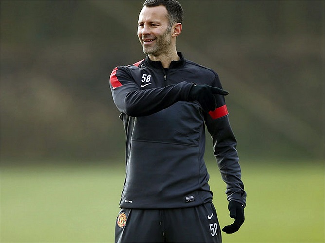 Lão tướng Giggs xếp thứ 16 có 34,5 triệu bảng