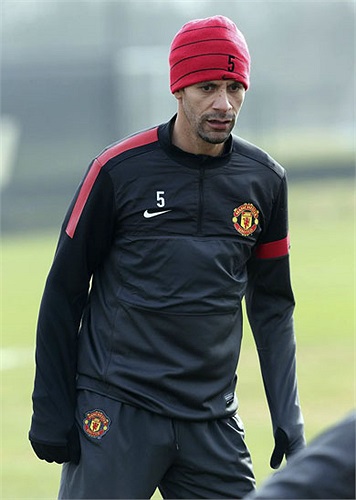 Rio Ferdinand xếp thứ 10 có 42 triệu bảng