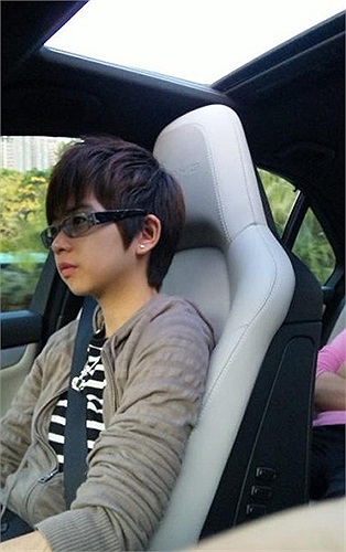 Nhiều cư dân mạng bình luận đây là cuộc sống của một ông vua thì đúng hơn