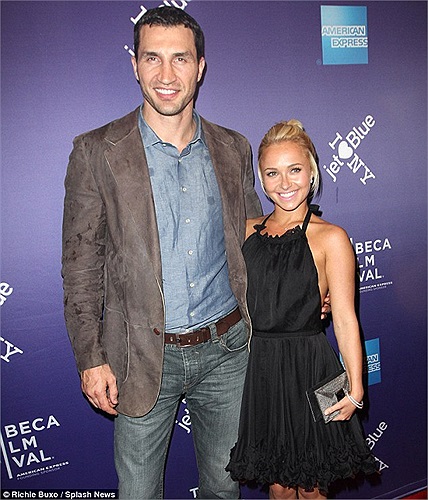 Anh vừa tái ngộ cô bạn gái cũ Hayden Panettiere