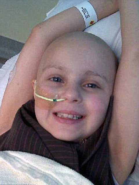 Đen đủi vừa khỏi ung thư lại bị bỏng nặng tại bệnh viện