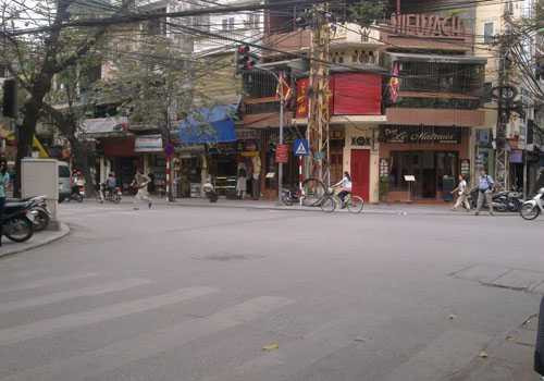 Ngã tư Hàng Trống - Hàng Gai, nơi xảy ra vụ cướp.