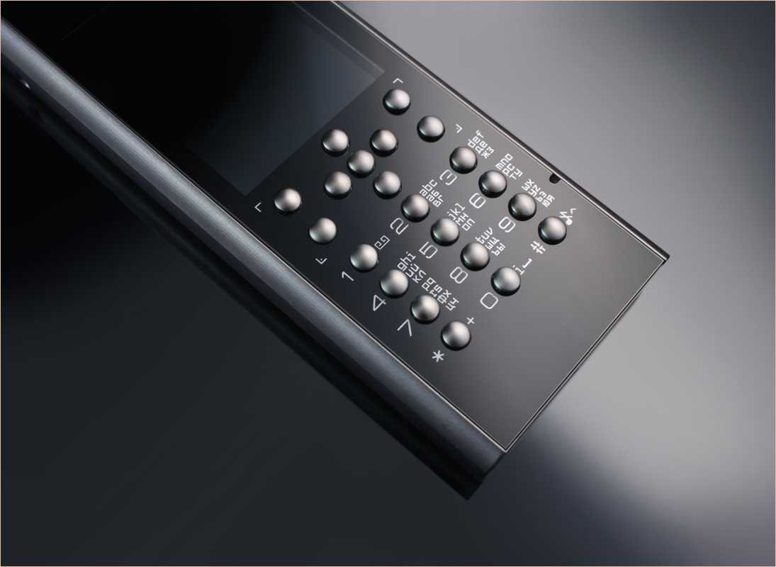 Điện thoại hạng sang Gresso giá hơn 50 triệu đồng