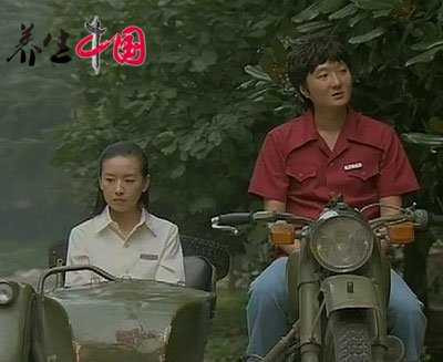 Đổng Khiết hẹn hò người đã có vợ, cấm chồng gặp con