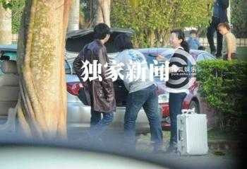 Đổng Khiết hẹn hò người đã có vợ, cấm chồng gặp con