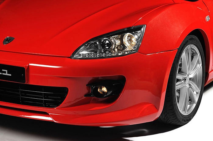 Với giá khởi điểm từ 12.000 USD đến 13.300 USD, Akvella 511 được đánh giá là dòng coupe rẻ nhất trên thế giới. 