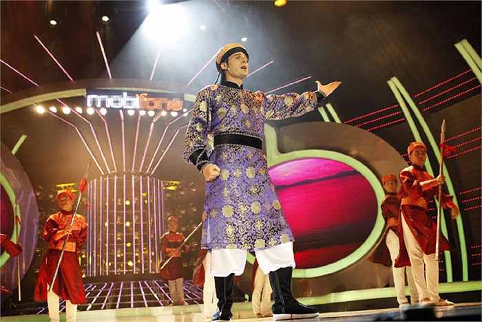 Kyo York trong hình ảnh Đức Tuấn.