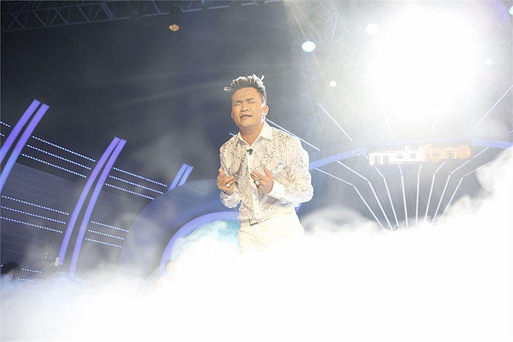 Đại Nghĩa gồng mình trong hình ảnh ông Hoàng nhạc Việt Đàm Vĩnh Hưng vẫn ngậm ngùi ra về với vị trí thứ tư.