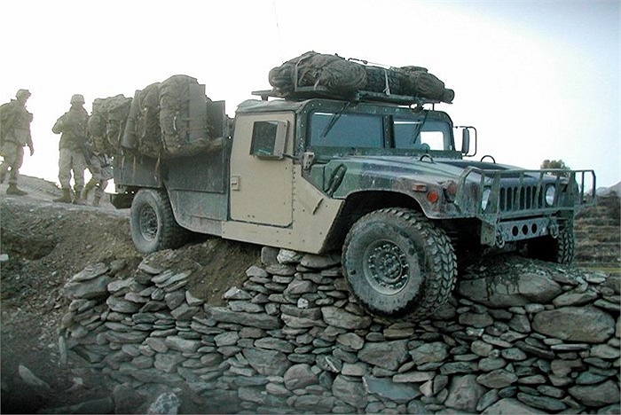 Sa lầy hay mắc kẹt trên đường là không hiếm