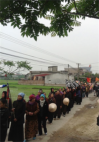 Đối với họ, nghệ nhân là niềm tự hào của nhân dân làng xã.