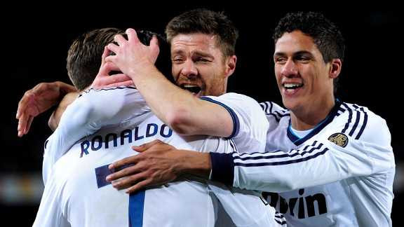 Messi lặn mất tăm, Real thẳng tay loại Barca