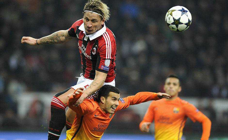 Messi tỏa sáng, Barca loại Milan không tưởng