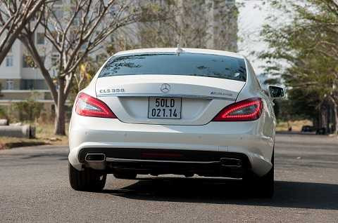 Ngắm 4 bánh hơn 4 tỷ mới lướt phố Sài Gòn