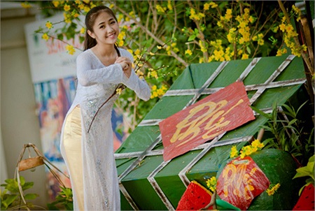 Hiện cô gái này đang là một cái tên nổi bật trong các nữ sinh TP.Đà Nẵng. Tuy nhiên, Võ Thị Tính cũng rất khiêm tốn và không nhận mình là một hotgirl