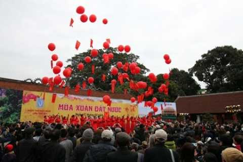 Ngày thơ Việt Nam năm nay có gì sốc?