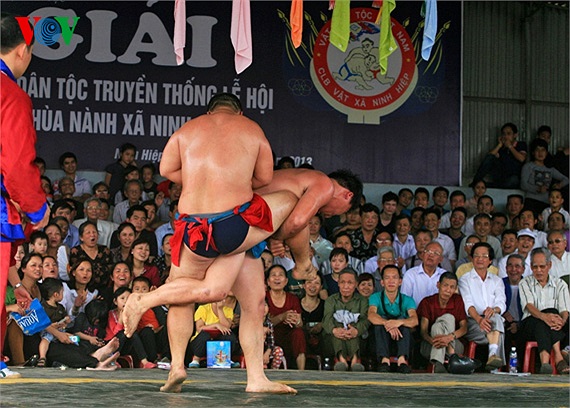  Một pha ngáng ngã ngoạn mục 